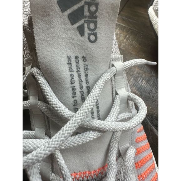 adidas Men's Pulseboost Hd Running Shoe size 11 1/2 - Picture 5 of 7